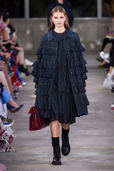Look 56